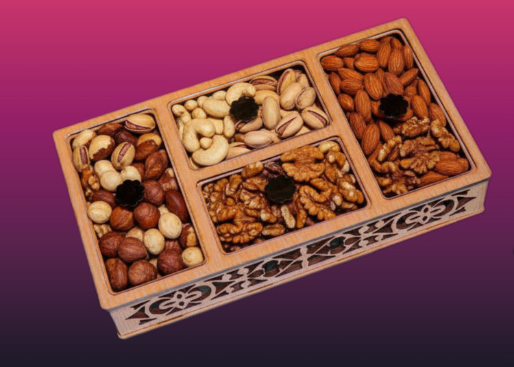 جعبه چوبی با طراحی چهار درب و تک درب